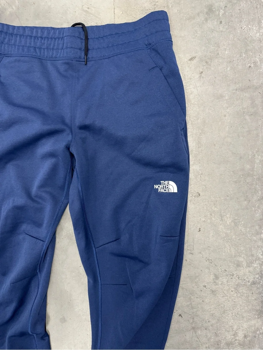 The North Face Men’s Blue Jogger Pants Size XL